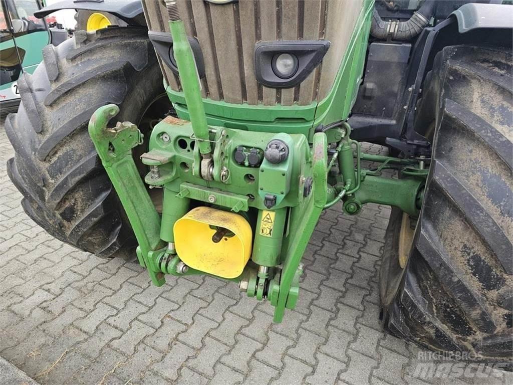 John Deere 6250 R Tractoren