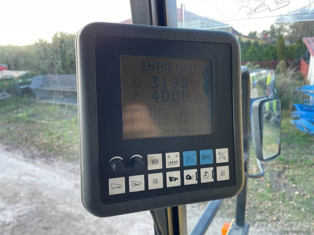 New Holland TX 66 Maaidorsmachines