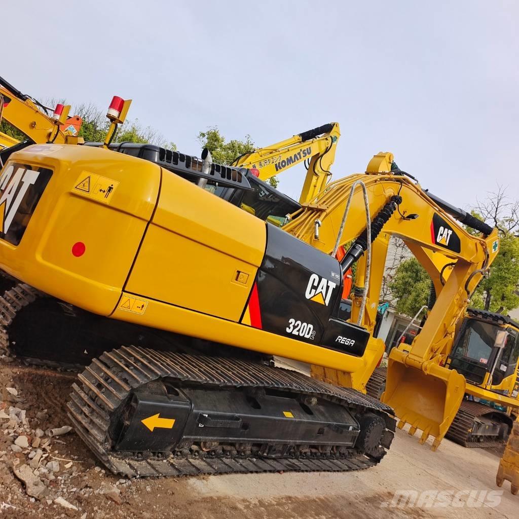 CAT 320 D2 Rupsgraafmachines