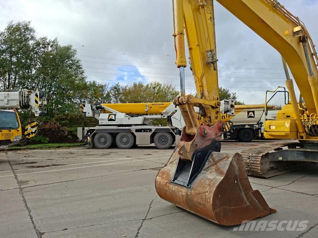 Komatsu HB 215 LC-3 Rupsgraafmachines
