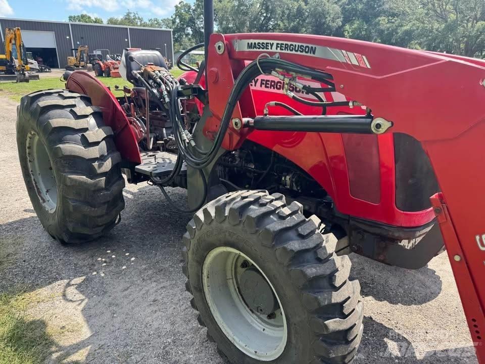 Massey Ferguson 2635 Tractoren