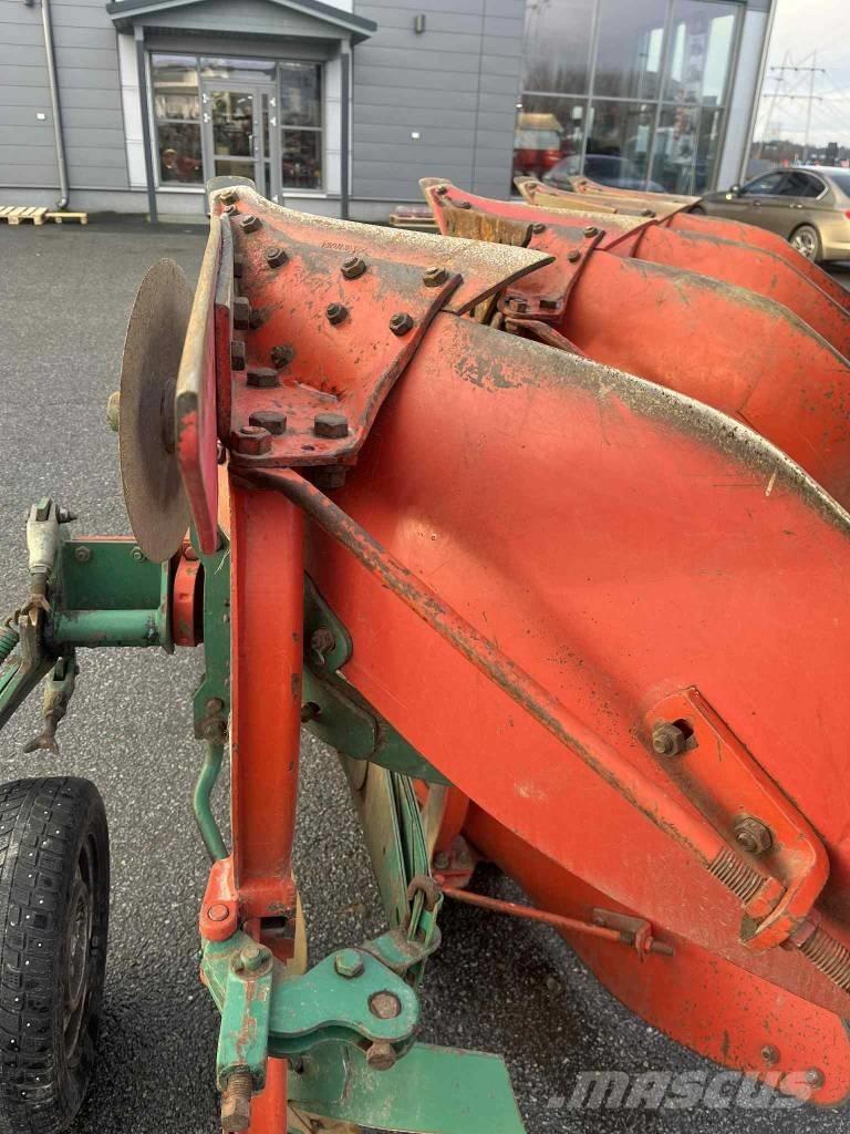 Kverneland E160-4-8 Wentelploegen