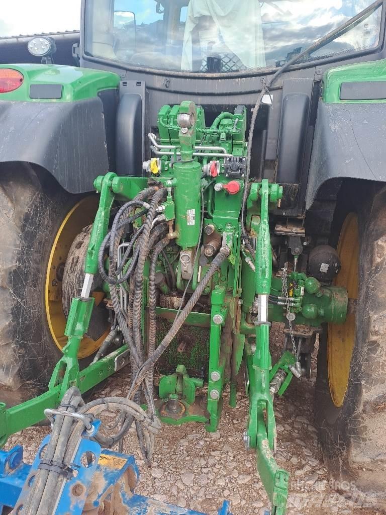 John Deere 6155R Tractoren