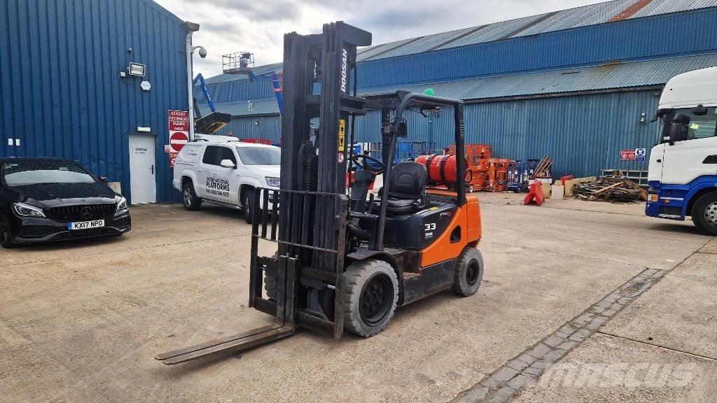 Doosan G 33 P-5 LPG heftrucks