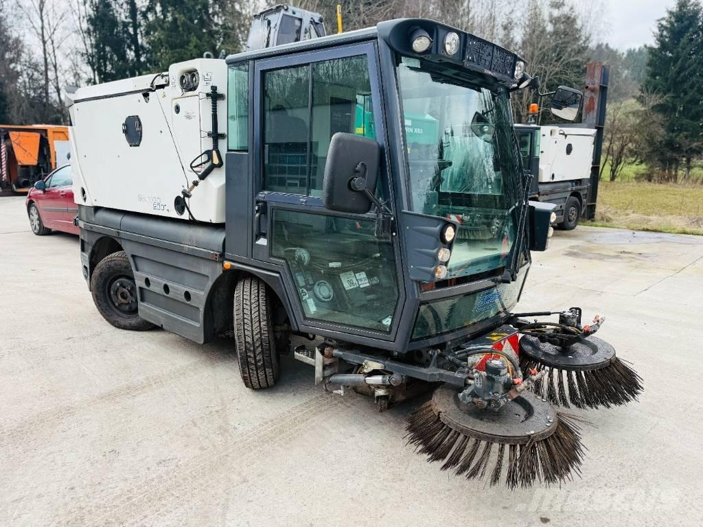 Schmidt Swingo 200 Veegmachines