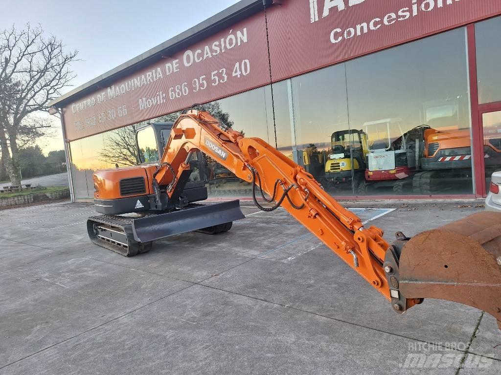 Doosan DX 80 R Midigraafmachines 7t - 12t