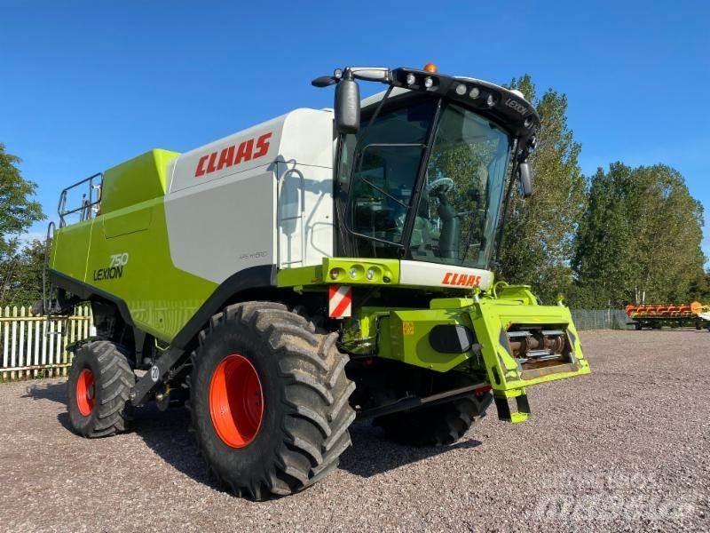 CLAAS LEXION 750 Maaidorsmachines