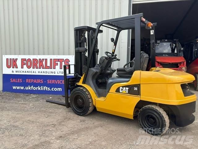 CAT DP 35 N Diesel heftrucks