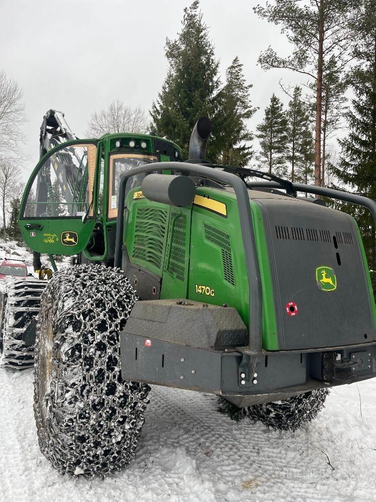 John Deere 1470G Harvesters