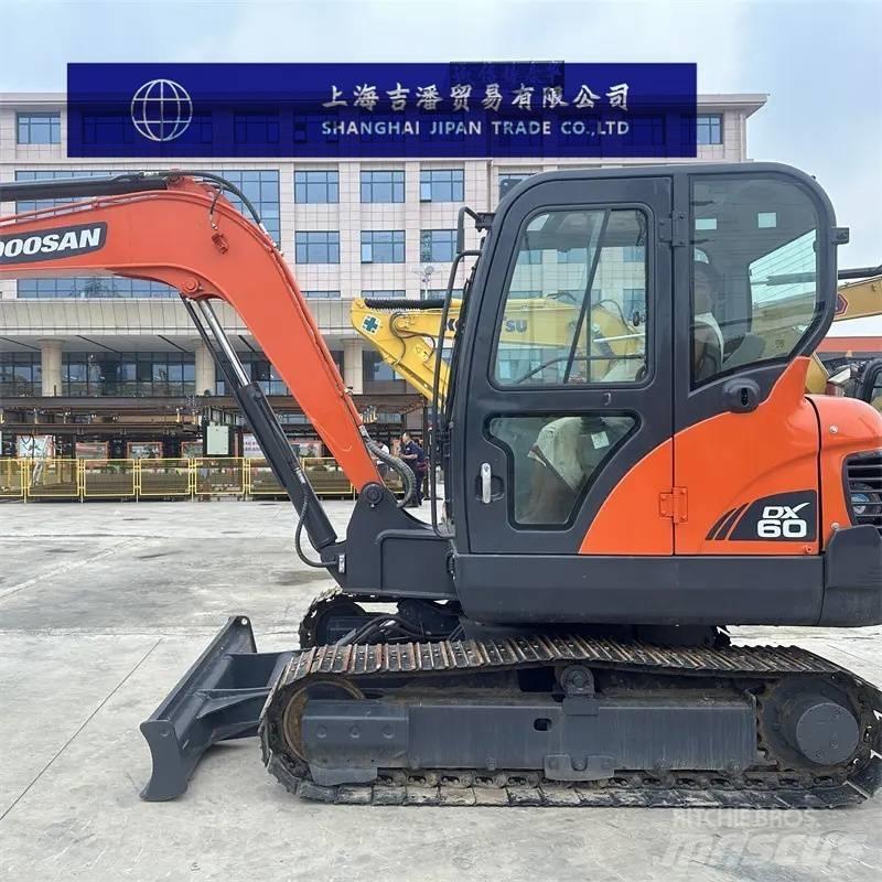 Doosan DX 60 Minigraafmachines < 7t