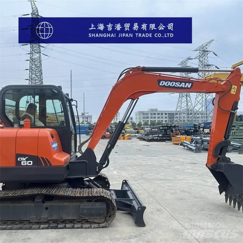 Doosan DX 60 Minigraafmachines < 7t