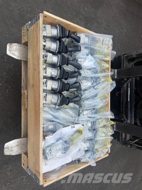 Rexroth NEW JOYSTICK Cabine en interieur