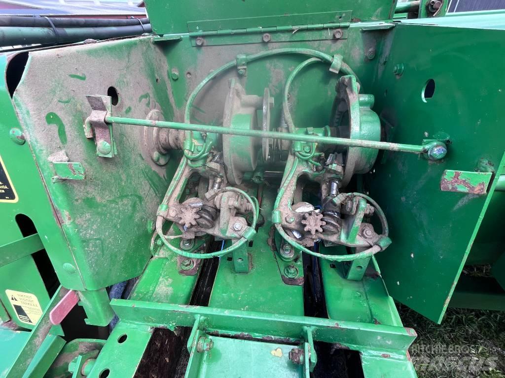 John Deere 359 Vierkante balenpers