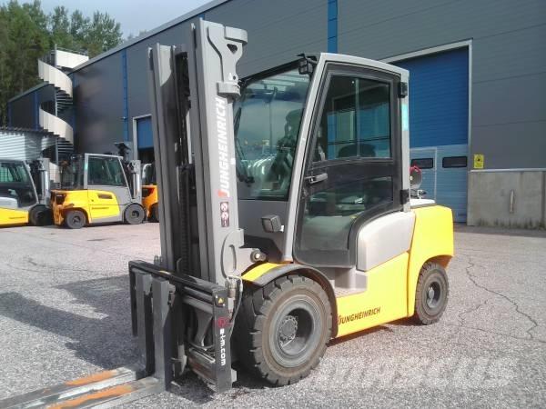 Jungheinrich TFG 430 LPG heftrucks