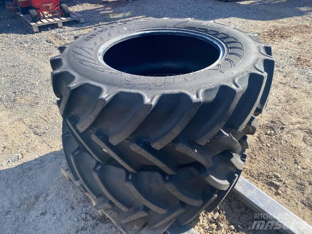 Mitas 480/65 R28 Banden, wielen en velgen