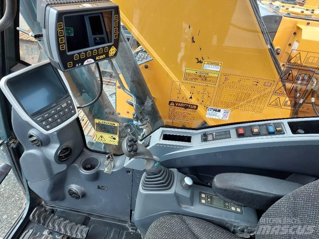 Hyundai HX 235 LCRD Rupsgraafmachines