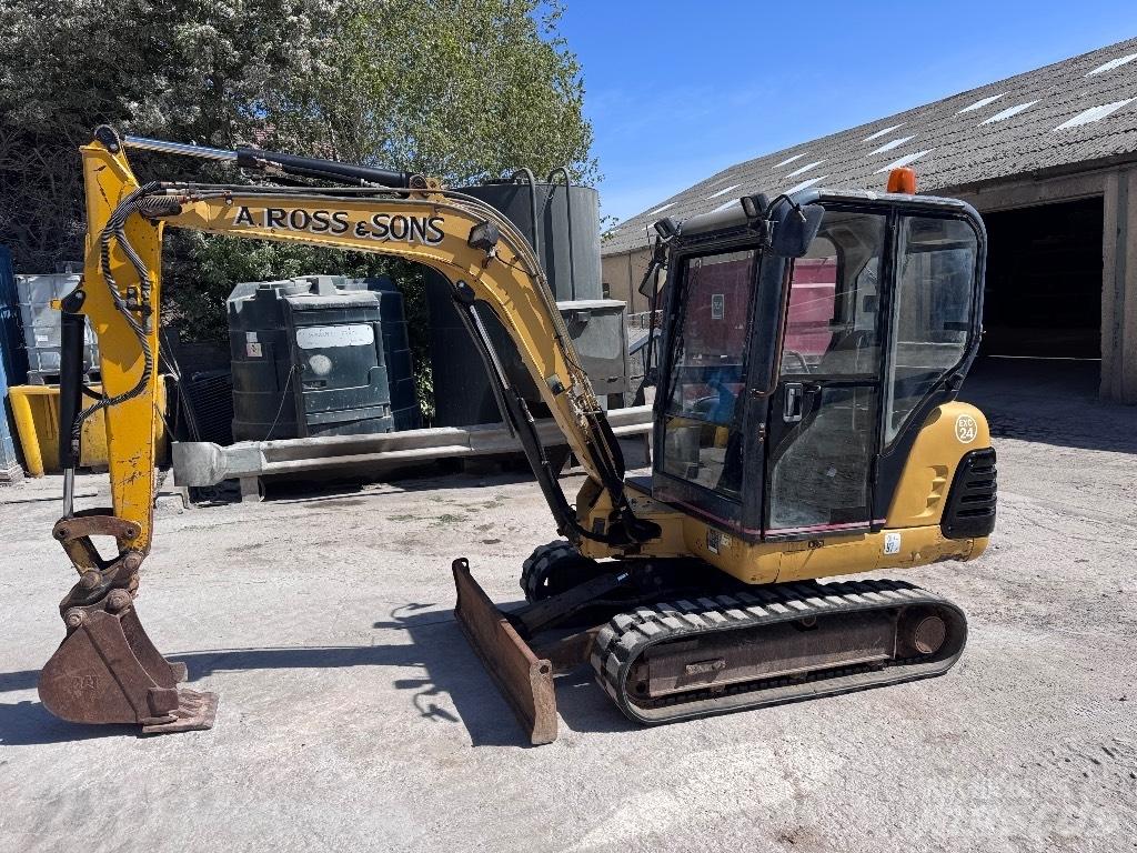 CAT 302.5 Minigraafmachines < 7t