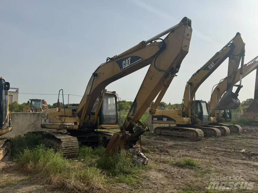 CAT 320 B L Rupsgraafmachines