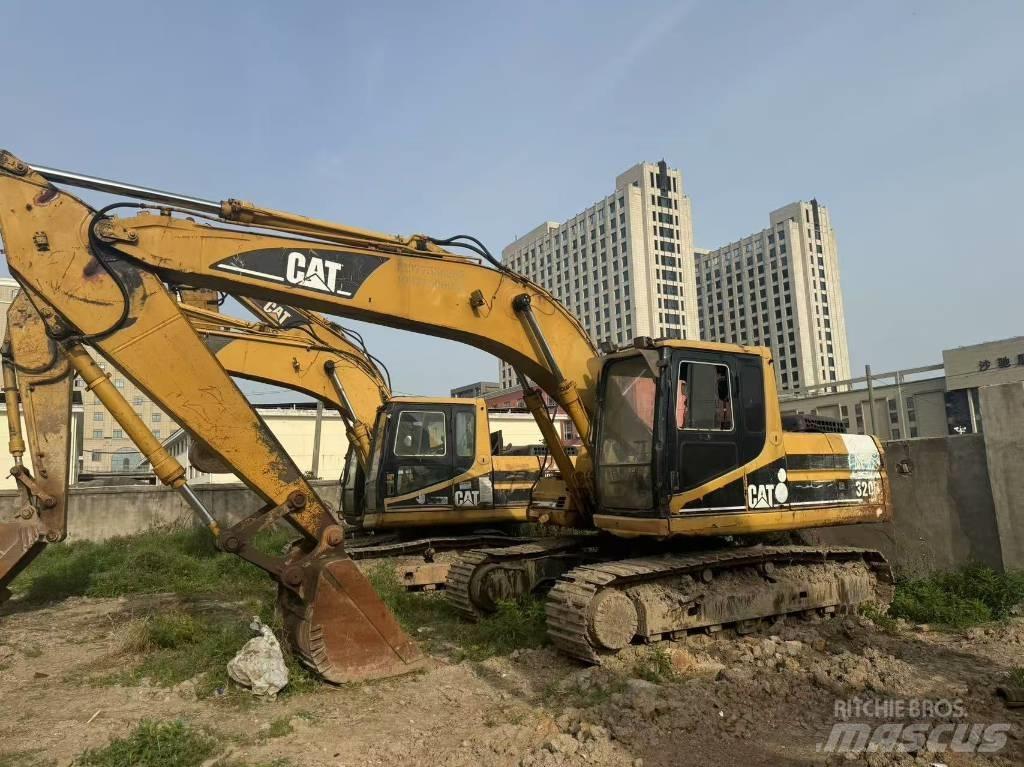 CAT 320 B L Rupsgraafmachines