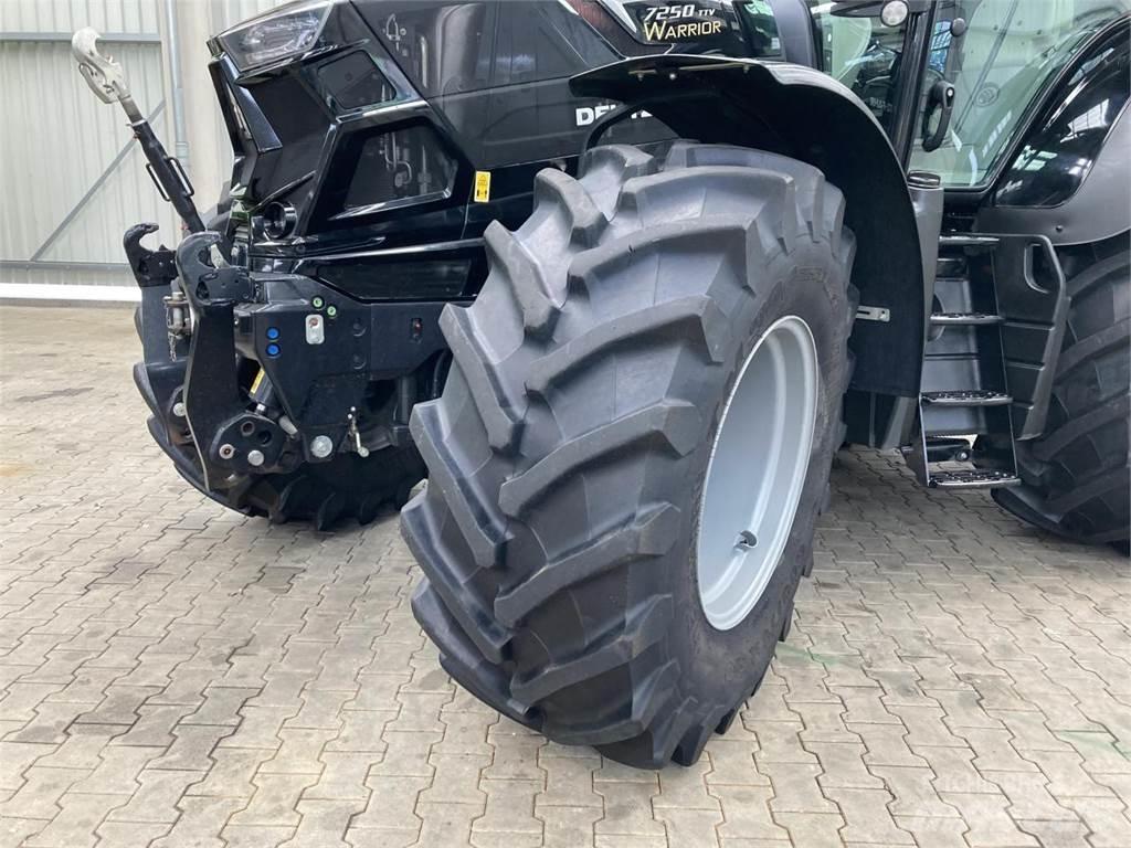 Deutz-Fahr 7250TTV Tractoren