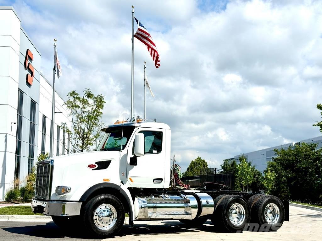 Peterbilt 567 Trekkers
