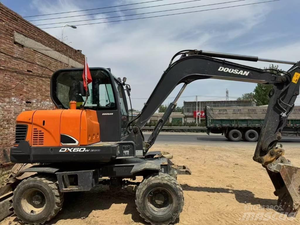 Doosan DX 60 Minigraafmachines < 7t