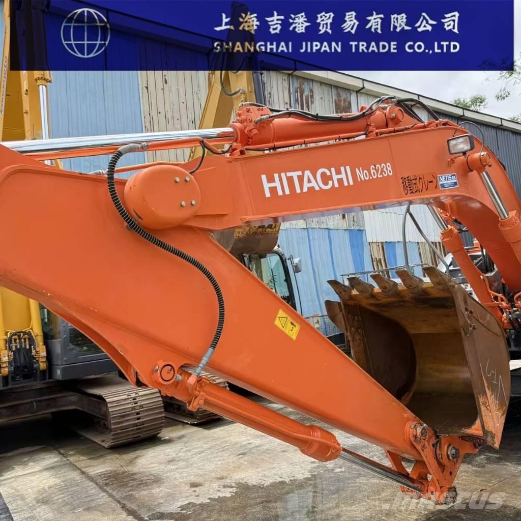 Hitachi ZX 135 Rupsgraafmachines