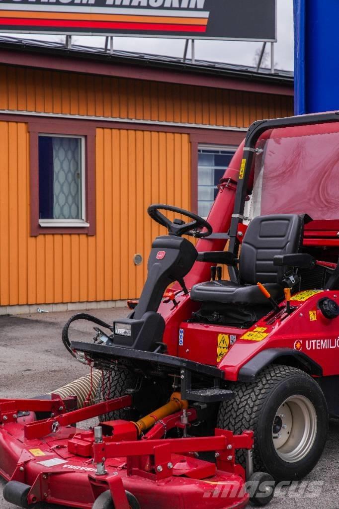 Shibaura CM254, 4WD Rijmaaiers