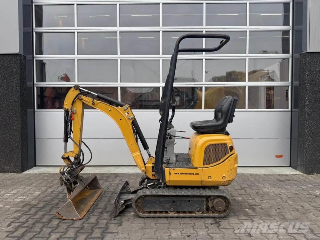 CAT 300.9D Minigraafmachines < 7t