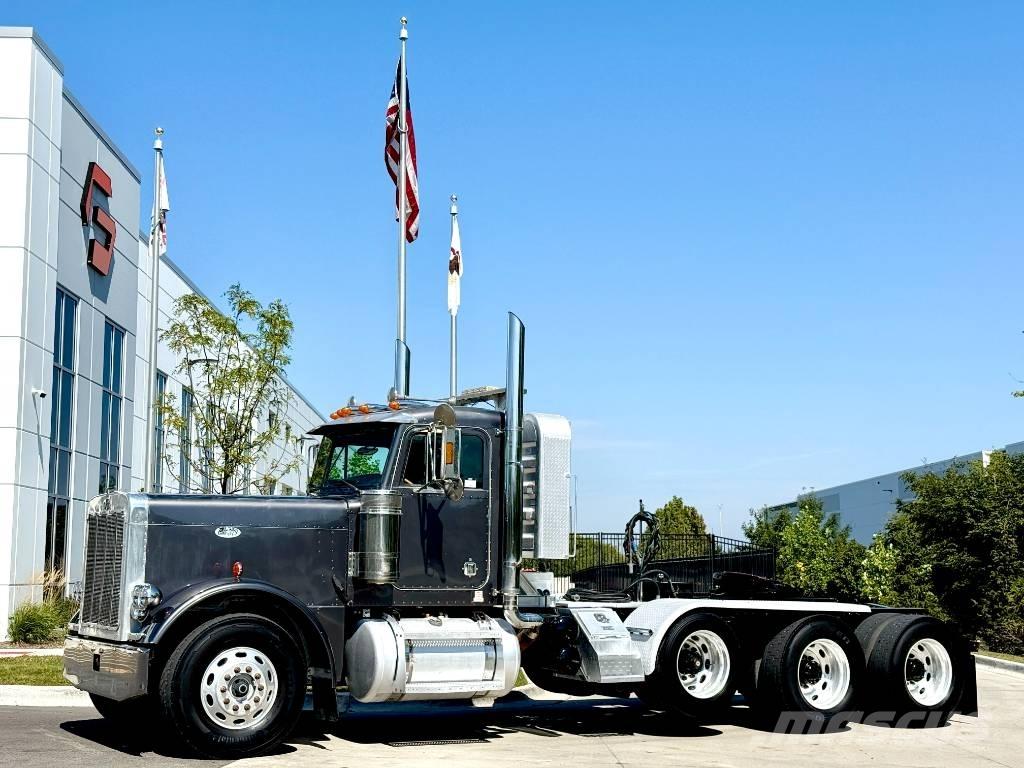 Peterbilt 379 Trekkers