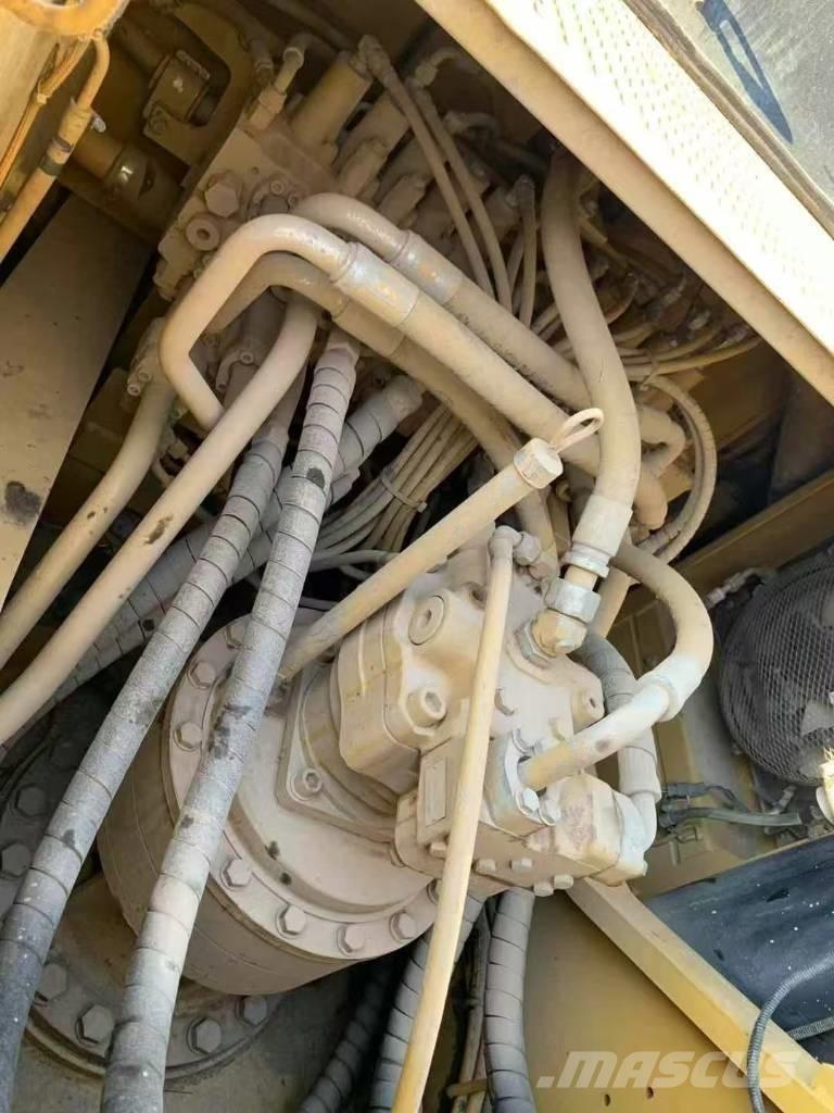 CAT 329 D Rupsgraafmachines