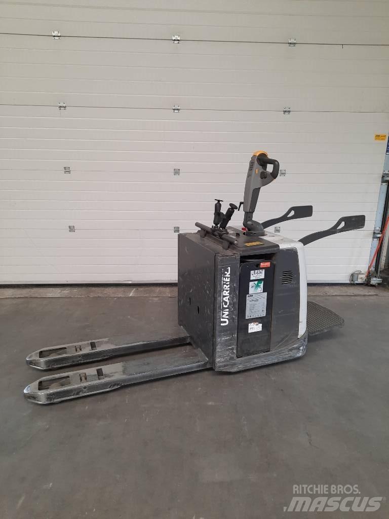 UniCarriers PMR200 Pallettruck met meerij platform