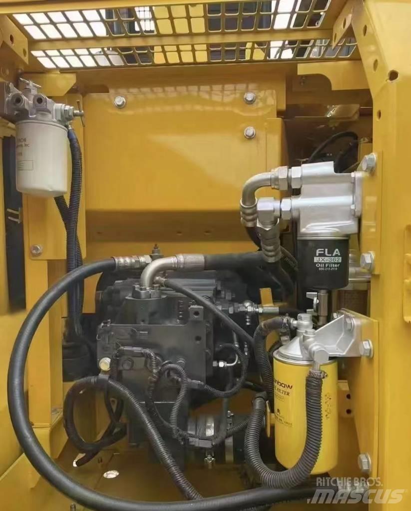 Komatsu PC 130 Rupsgraafmachines