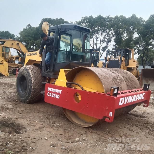 Dynapac CA 25 D Trilrolwalsen