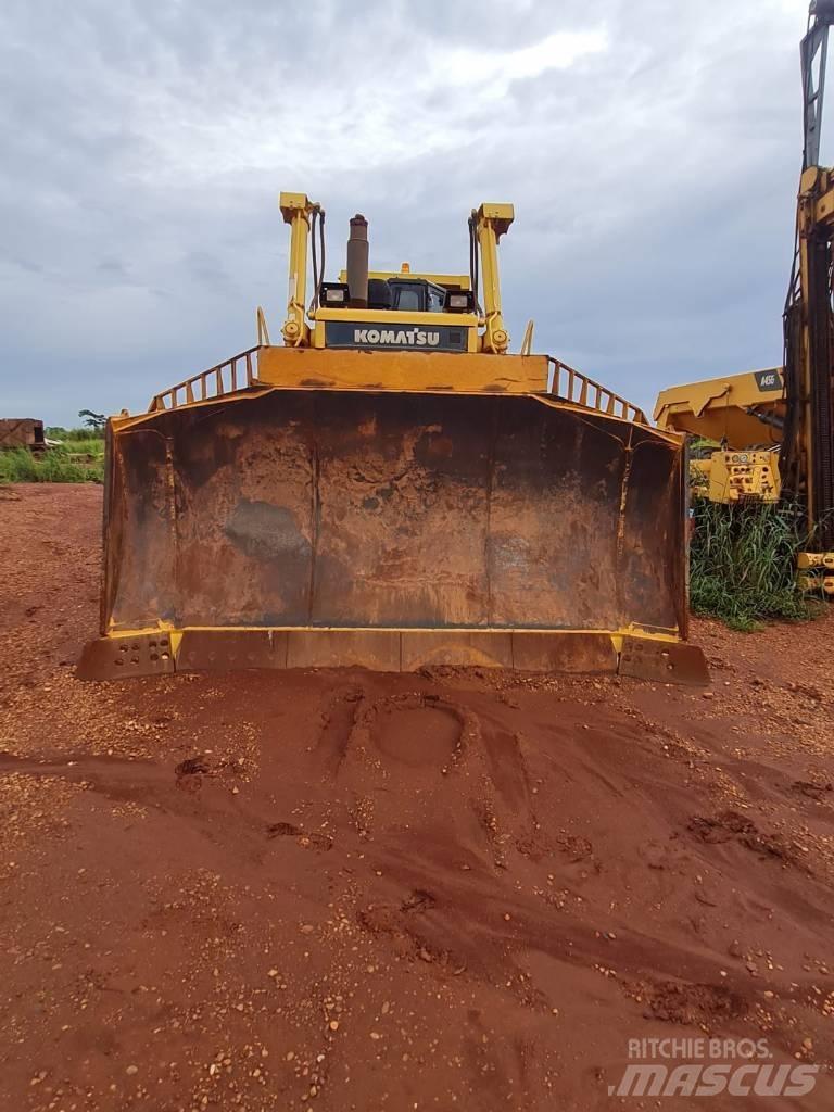 Komatsu D 375 A Rupsdozers