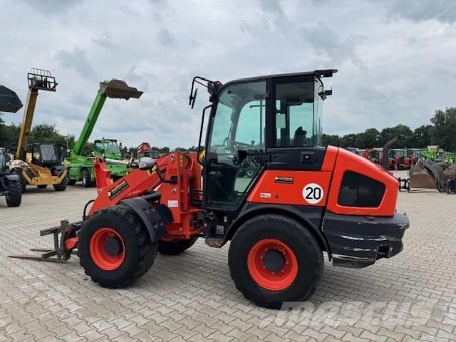Kubota R 090 Wielladers