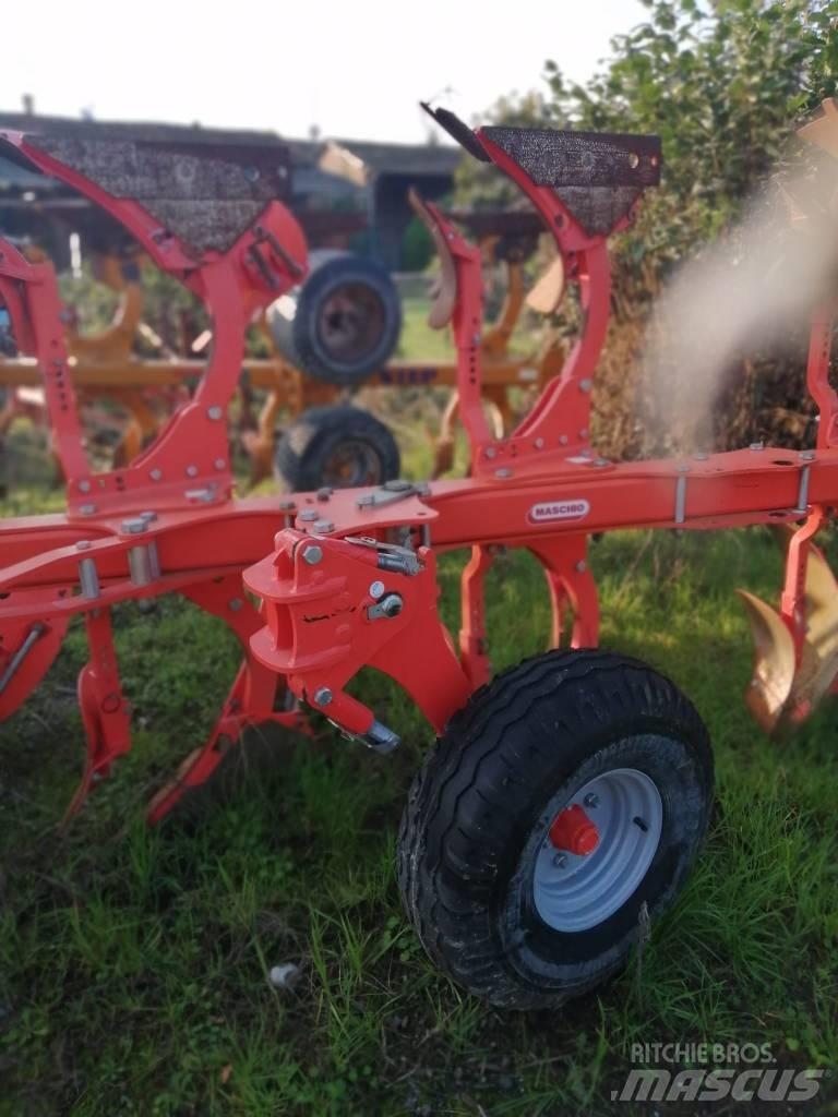 Maschio UNICO M 4+1 Wentelploegen