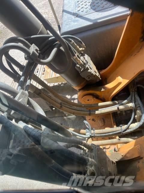 CASE CX 210 C Rupsgraafmachines