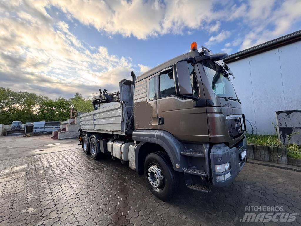 MAN TGS 26.440 BL Vlakke laadvloer met kraan