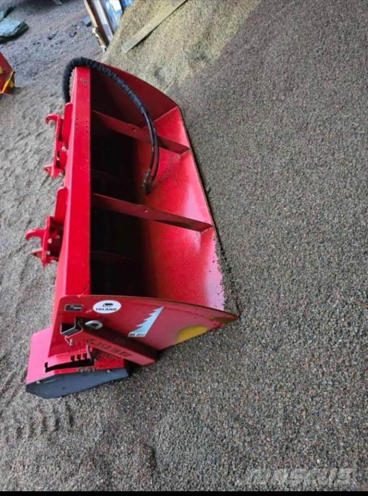  Igeland Ds800 Zand- en zoutstrooimachines