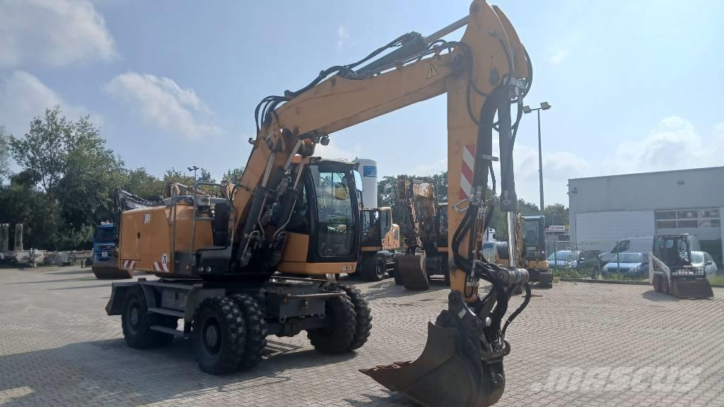 Liebherr A 916 Wielgraafmachines