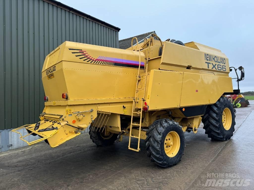 New Holland TX 66 Maaidorsmachines