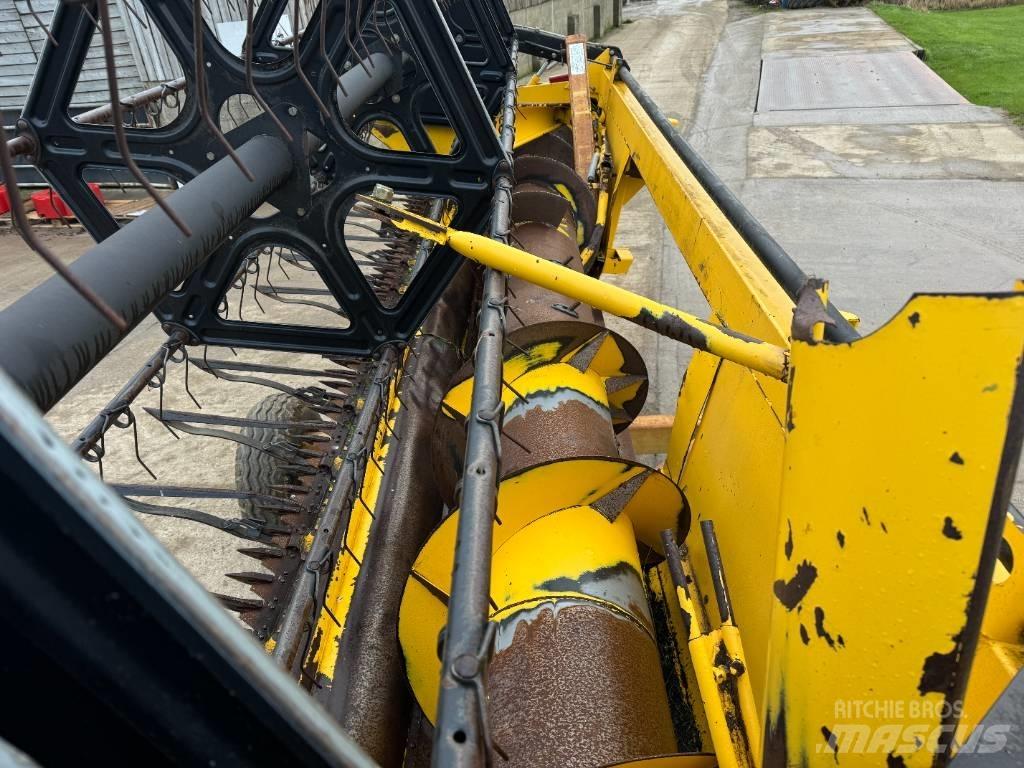New Holland TX 66 Maaidorsmachines
