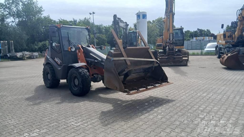 Hitachi ZW 75 Wielladers