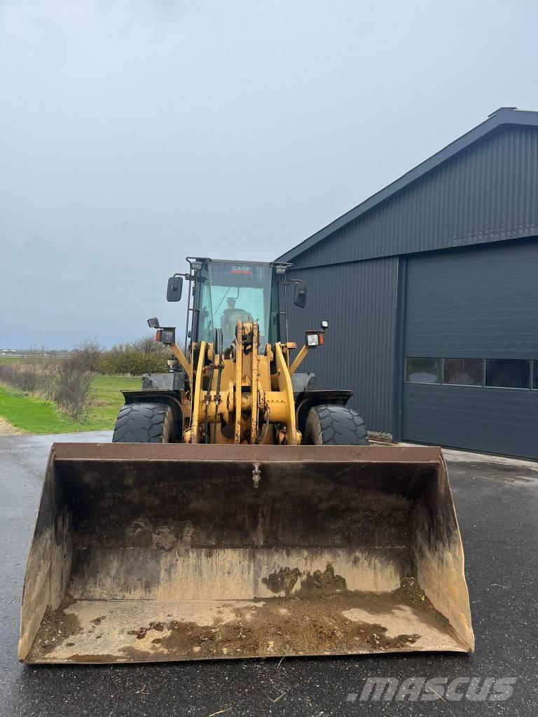 CASE 721 D Wielladers