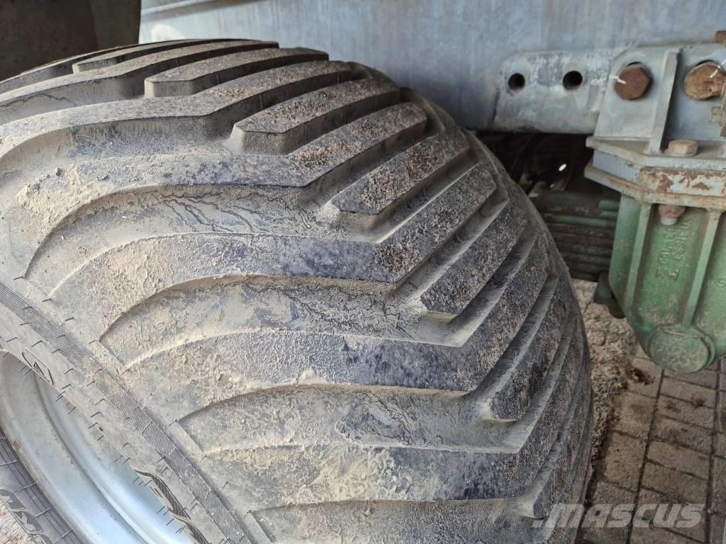 Agrimat CH120 Mesttank