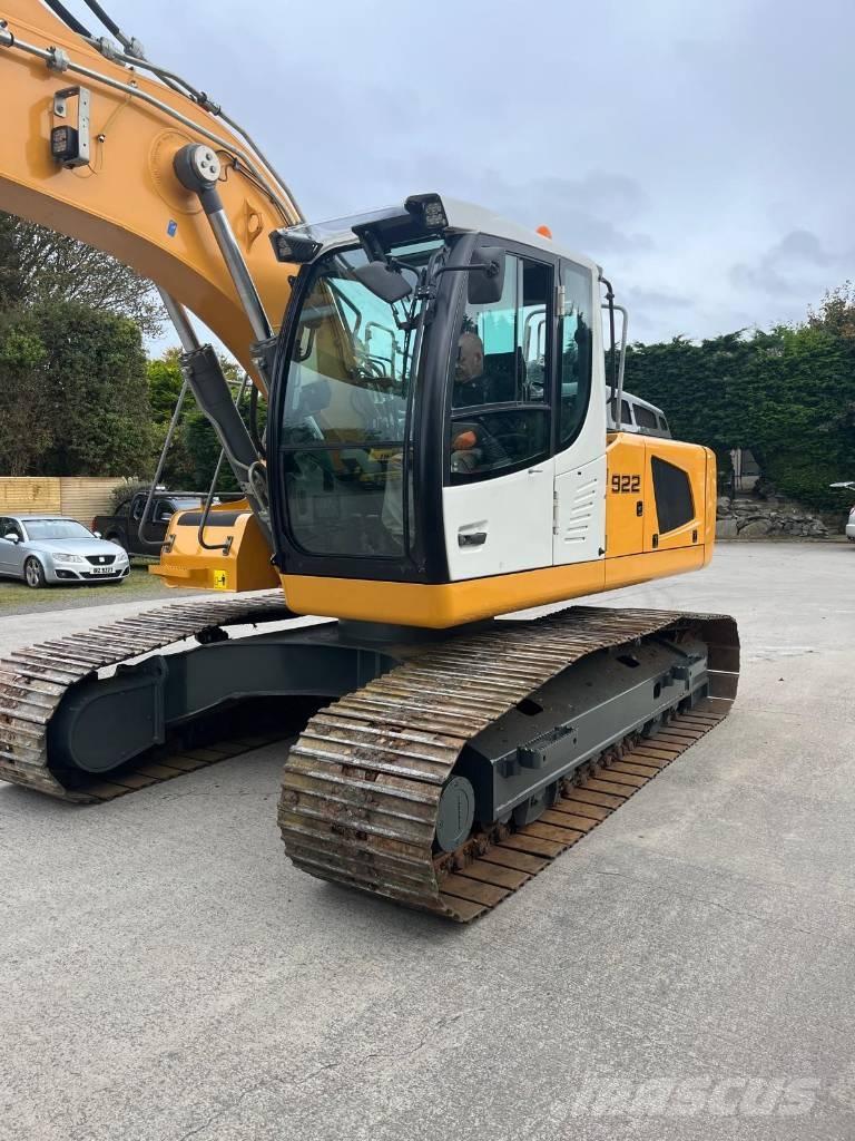 Liebherr R 922 Rupsgraafmachines