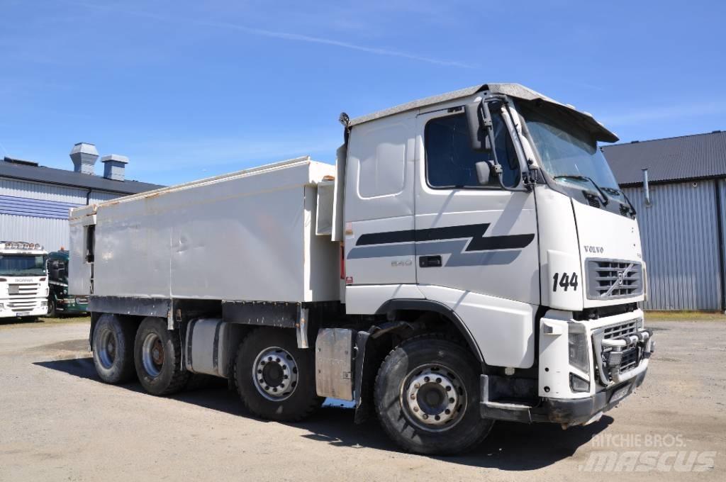 Volvo FH16 550 8X4 Kipper