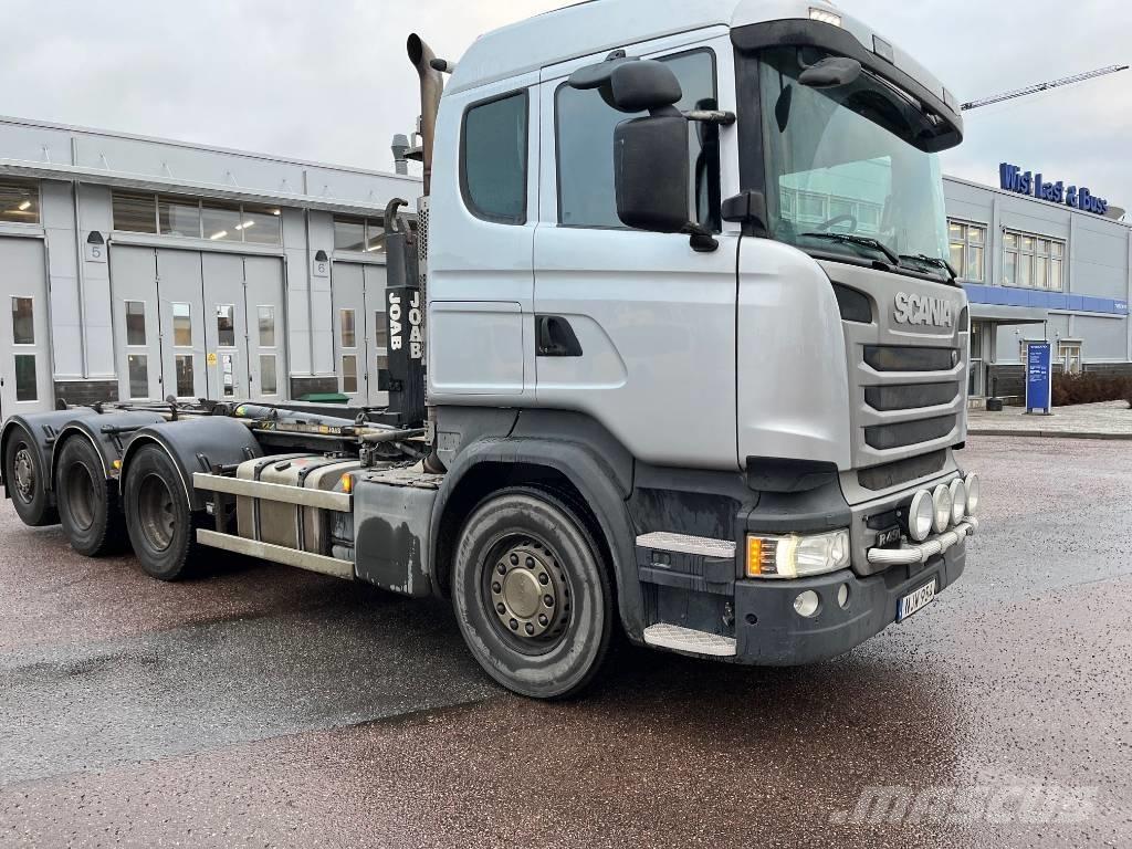 Scania R490 Vrachtwagen met containersysteem