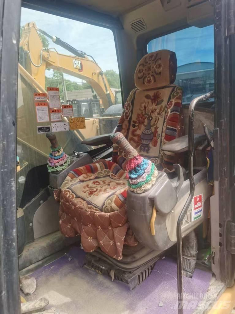 CAT 320 D L Rupsgraafmachines